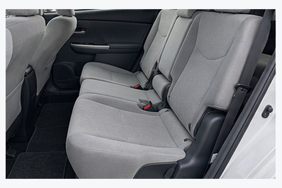 Rear seats