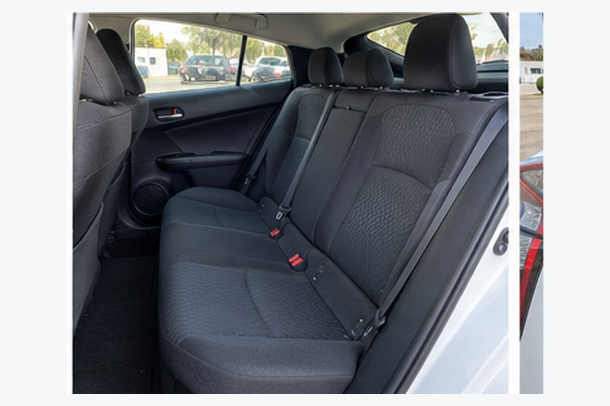 Rear seats