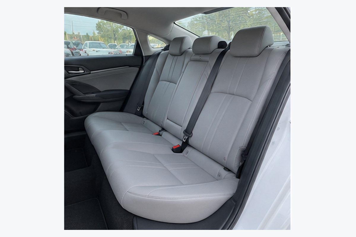 Rear seats